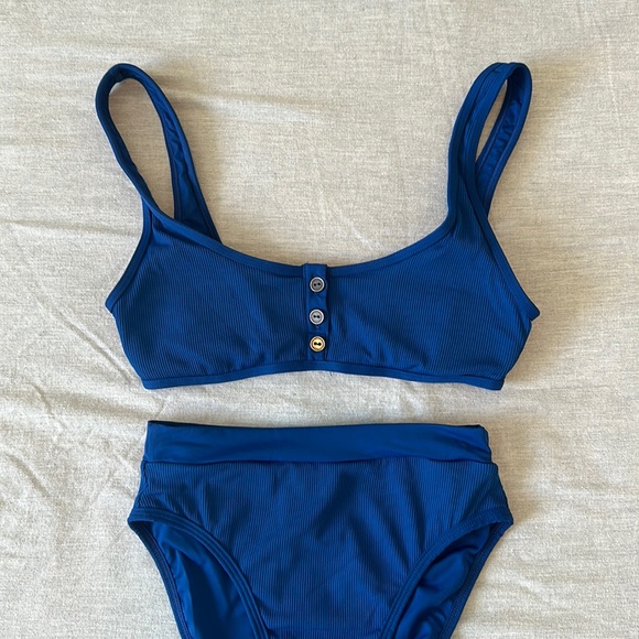 L*Space Swimsuit - Picture 10 of 14